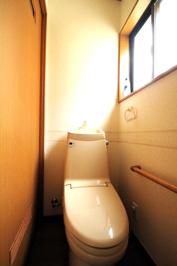 A image of 駅徒歩４分・南西角地・土地約３７坪